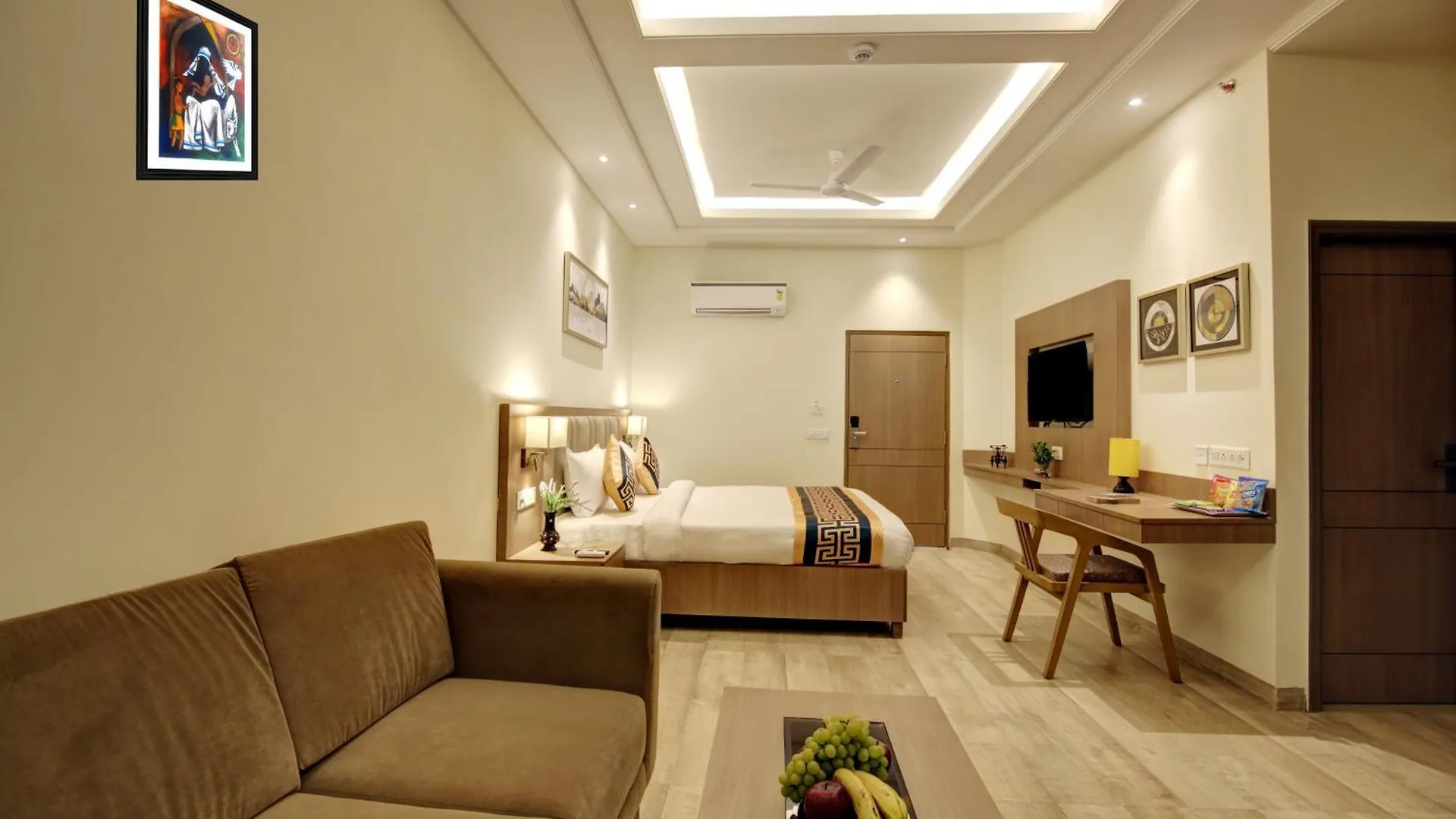 Hotel Aerotech Near Delhi Airport New Delhi