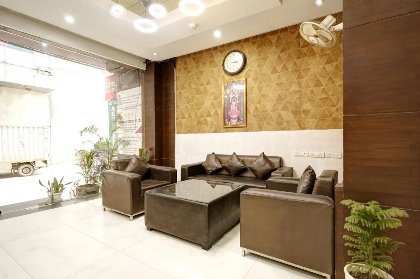 Hotel Aerotech Near Delhi Airport New Delhi